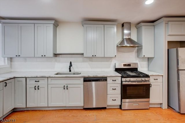 163 Greenwood Ave, East Orange City, NJ 07017