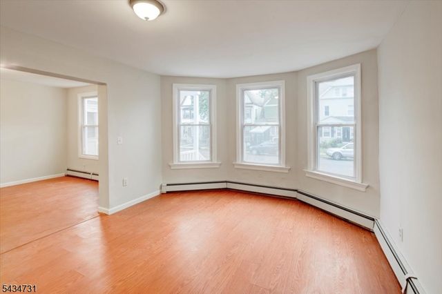 163 Greenwood Ave, East Orange City, NJ 07017