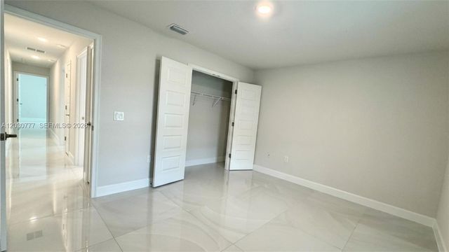 372 Rockland Street, Lehigh Acres, FL 33972