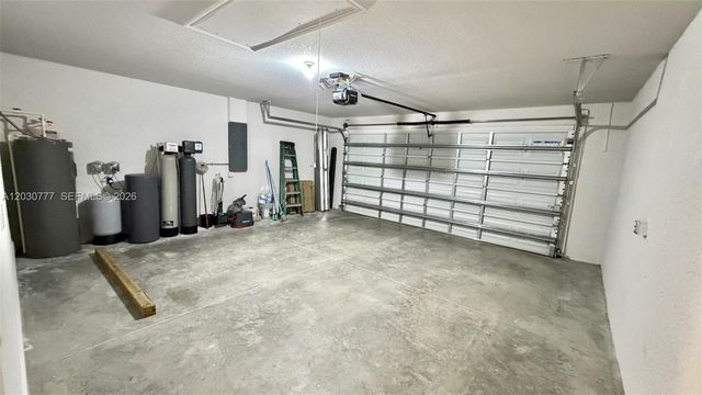 372 Rockland Street, Lehigh Acres, FL 33972