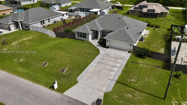 372 Rockland Street, Lehigh Acres, FL 33972