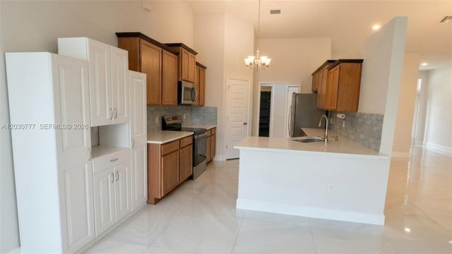 372 Rockland Street, Lehigh Acres, FL 33972