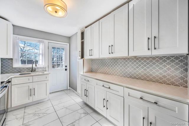 16 Jerome Road, Sound Beach, NY 11789