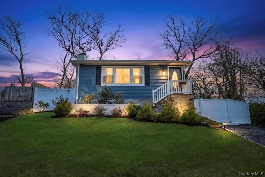 16 Jerome Road, Sound Beach, NY 11789