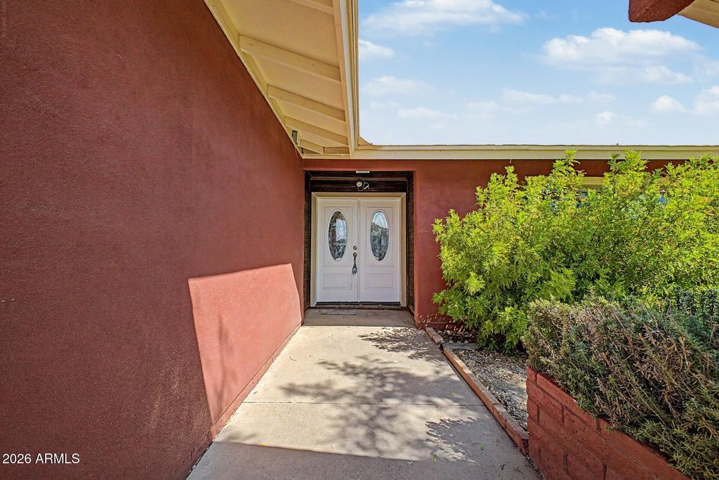 4834 W KALER Circle, Glendale, AZ 85301 — photo 3