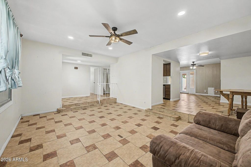 4834 W KALER Circle, Glendale, AZ 85301 — photo 5