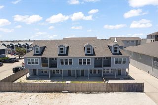 15217 Windward Dr 401, Corpus Christi, TX 78418