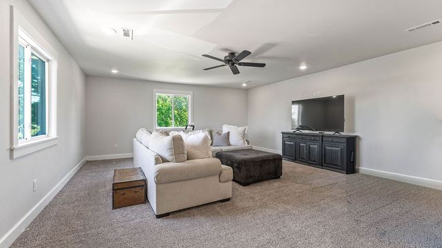 13725 N Mt Olive, Gravette, AR 72736