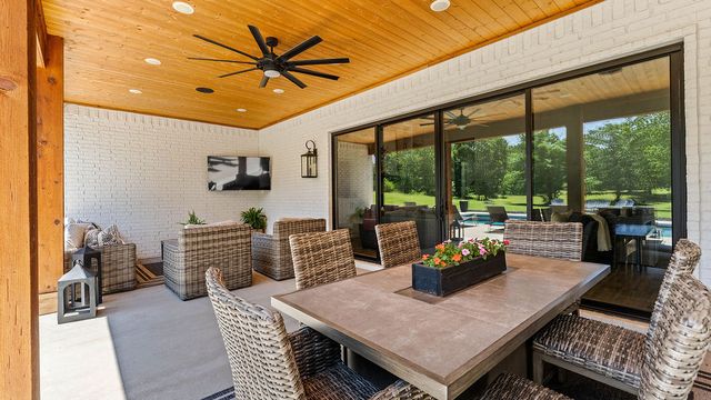 13725 N Mt Olive, Gravette, AR 72736