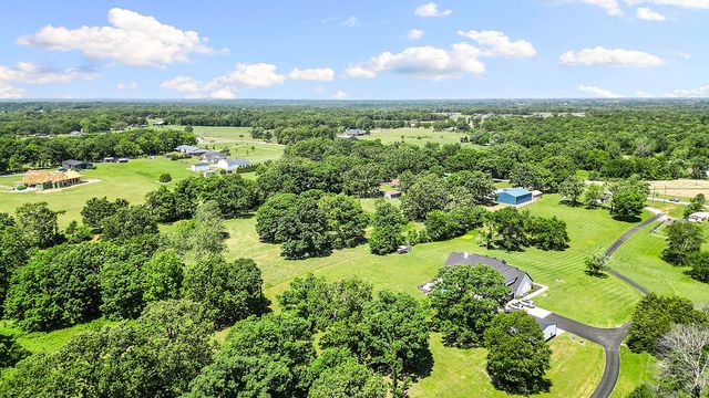 13725 N Mt Olive, Gravette, AR 72736