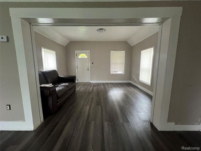 720 Magnolia Drive, Inkster, MI 48141