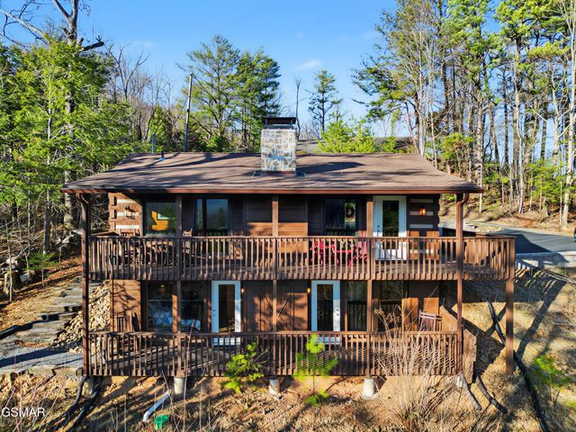 939 Vixen Run, Gatlinburg, TN 37738