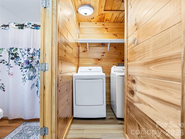 5881 US 23 Highway, Mars Hill, NC 28754