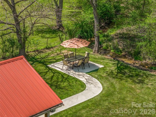 5881 US 23 Highway, Mars Hill, NC 28754