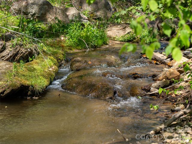 5881 US 23 Highway, Mars Hill, NC 28754