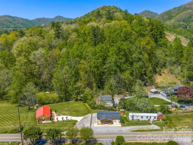 5881 US 23 Highway, Mars Hill, NC 28754