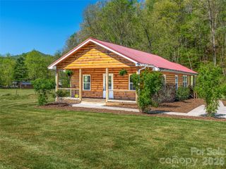 5881 US 23 Highway, Mars Hill, NC 28754