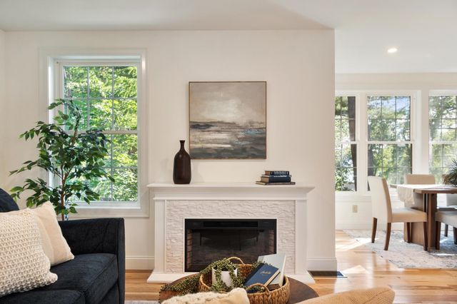7 Beach Road, Hampstead, NH 03841