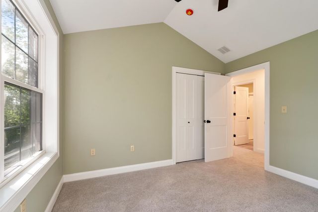 7 Beach Road, Hampstead, NH 03841