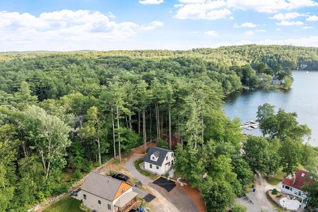 7 Beach Road, Hampstead, NH 03841