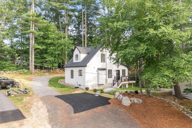 7 Beach Road, Hampstead, NH 03841