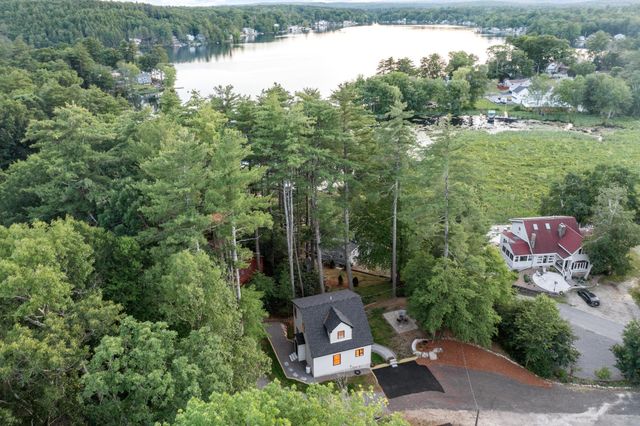 7 Beach Road, Hampstead, NH 03841