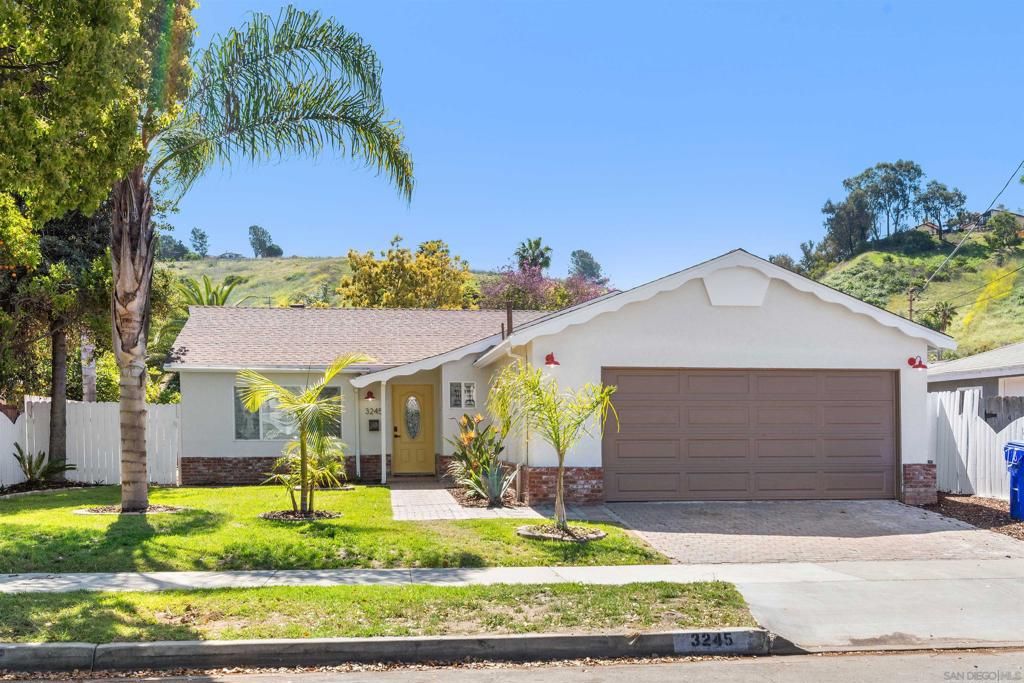 3245 Carolyn Dr, Oceanside, CA 92054 — exterior