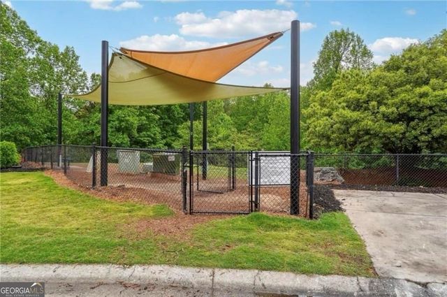 1368 Liberty Parkway NW, Atlanta, GA 30318