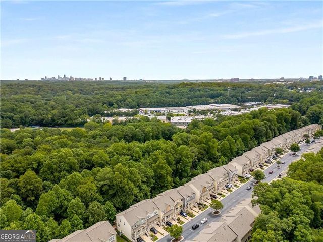 1368 Liberty Parkway NW, Atlanta, GA 30318