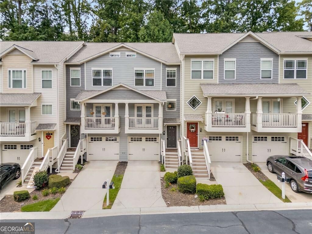 1368 Liberty Parkway NW, Atlanta, GA 30318 — photo 2