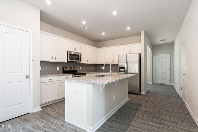 206 E American Marigold Drive, Benson, NC 27504