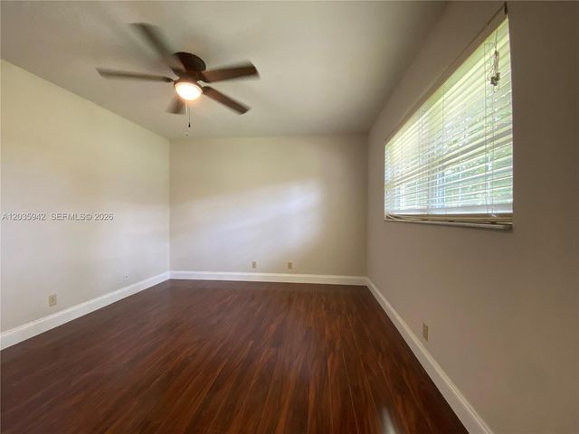 490 Bonaventure Boulevard, Weston, FL 33326