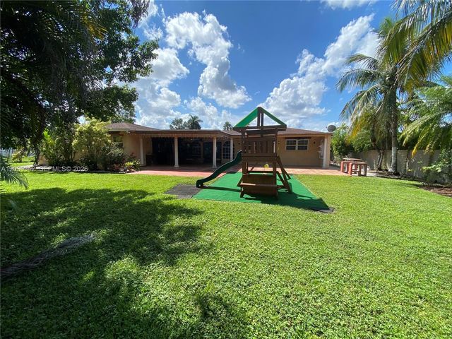 490 Bonaventure Boulevard, Weston, FL 33326