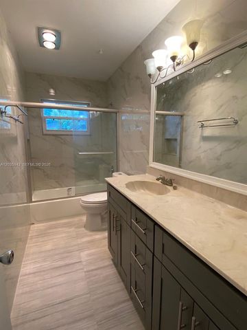 490 Bonaventure Boulevard, Weston, FL 33326