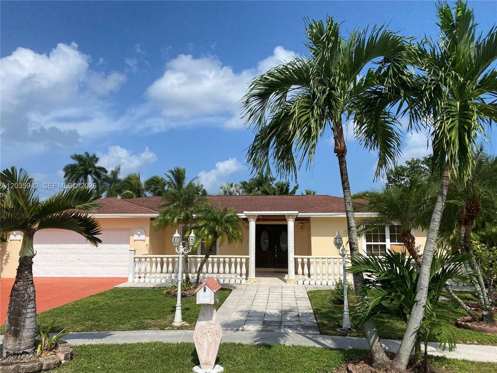 490 Bonaventure Boulevard, Weston, FL 33326