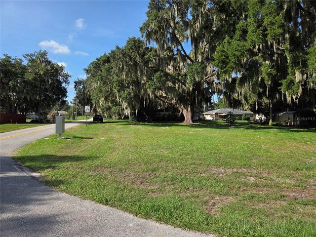 LAKESIDE DRIVE, Yalaha, FL 34797