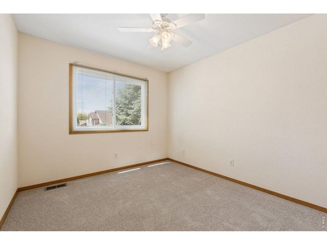 2325 Hampstead Dr, Loveland, CO 80538