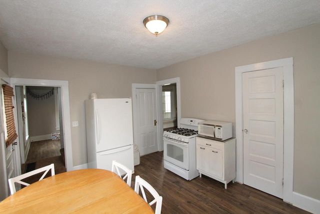 608 S Browns Lake DRIVE, Burlington, WI 53105