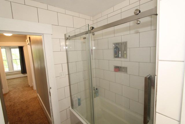 608 S Browns Lake DRIVE, Burlington, WI 53105