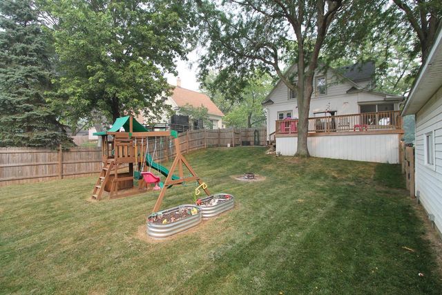 608 S Browns Lake DRIVE, Burlington, WI 53105