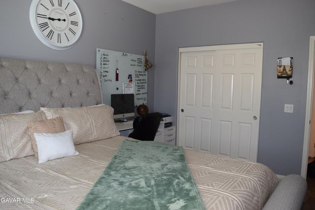 2901 Bracken Way, Palmdale, CA 93551