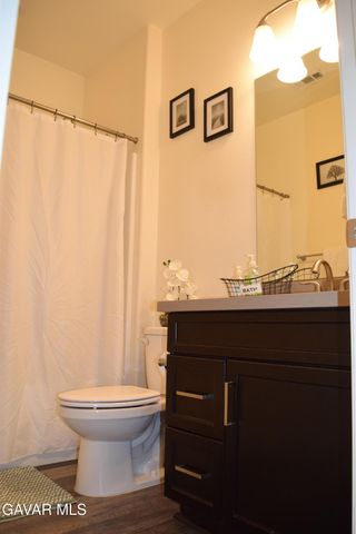 2901 Bracken Way, Palmdale, CA 93551