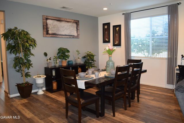 2901 Bracken Way, Palmdale, CA 93551