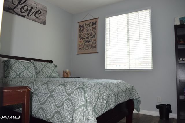 2901 Bracken Way, Palmdale, CA 93551