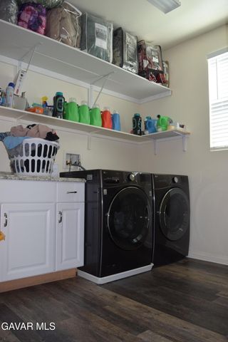 2901 Bracken Way, Palmdale, CA 93551