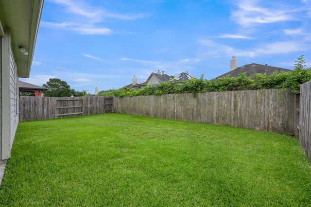 20900 Sheffield Park Drive, Porter, TX 77365
