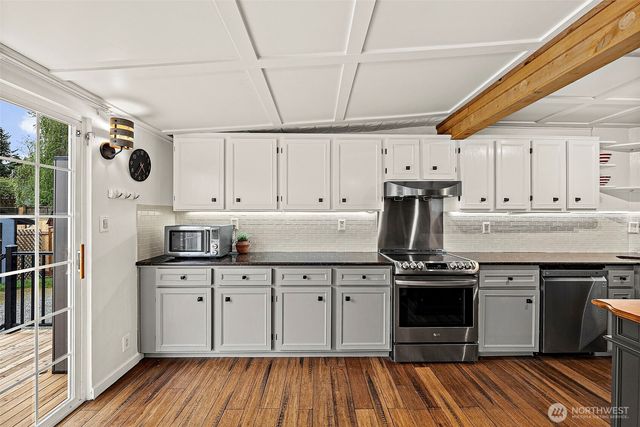 3311 Heather Place W, University Place, WA 98466