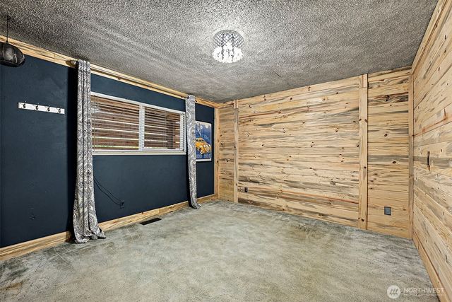 3311 Heather Place W, University Place, WA 98466