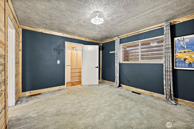 3311 Heather Place W, University Place, WA 98466