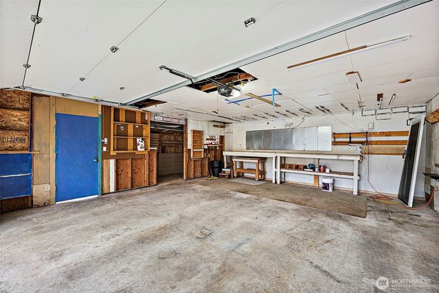 3311 Heather Place W, University Place, WA 98466